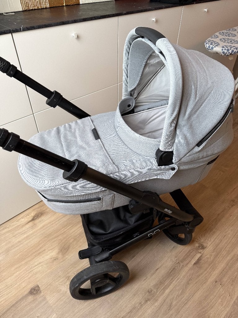 Mutsy Nio kinderwagen incl. reiswieg, Ophalen, Gebruikt, Combiwagen, Mutsy