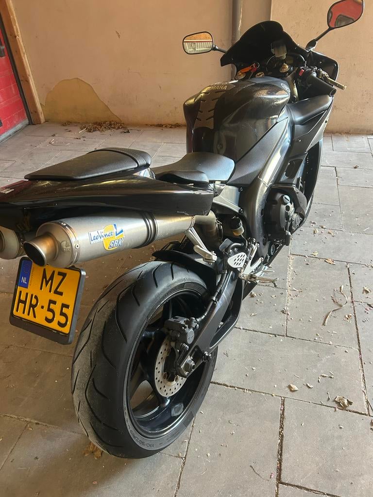 Yamaha R1 - Opknapper, motor loopt super, Sportuitlaat, 4 cilinders, Motorrijbewijs A, Gebruikt