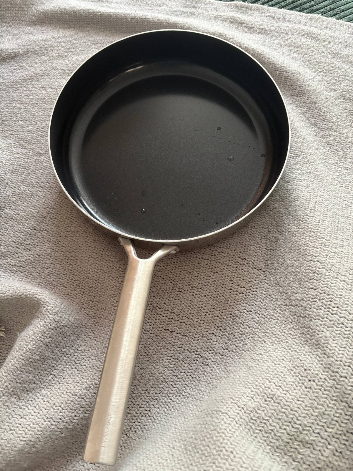 Royal van Kempen&Begeer Koekenpan 28cm met anti-aanbaklaag, Ophalen, Zo goed als nieuw, Rvs