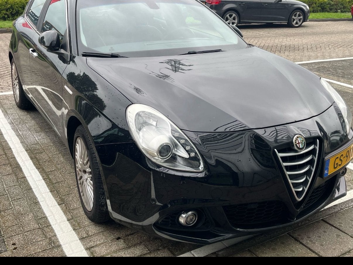 Alfa Romeo Giulietta 1.6 Jtdm 88KW/120PK Meer Fotos volgen, Voorwielaandrijving, Zwart, 4 cilinders, Zwart