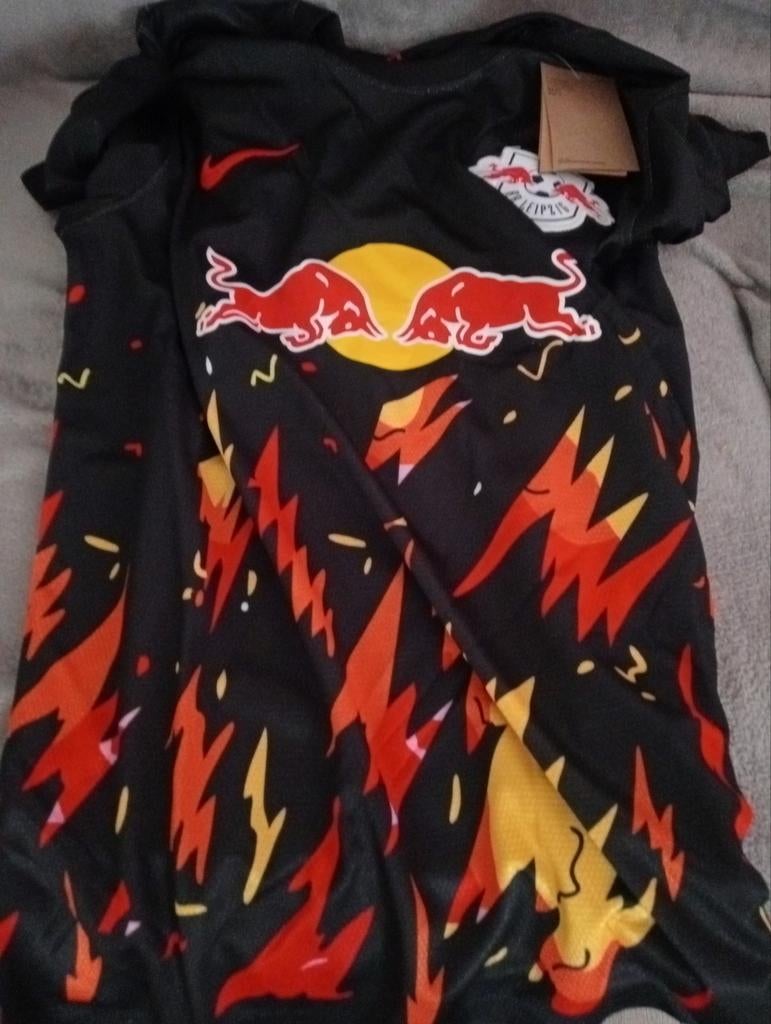 RB Leipzig Uitshirt 2023/2024 - Maat M - Nieuw met kaartjes, Maat M, Ophalen of Verzenden, Nieuw, Shirt