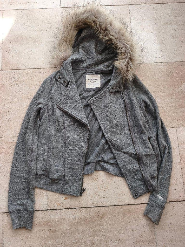 Vest met overslag, Abercrombie, maat s, Ophalen of Verzenden, Zo goed als nieuw, Maat 36 (S), Grijs