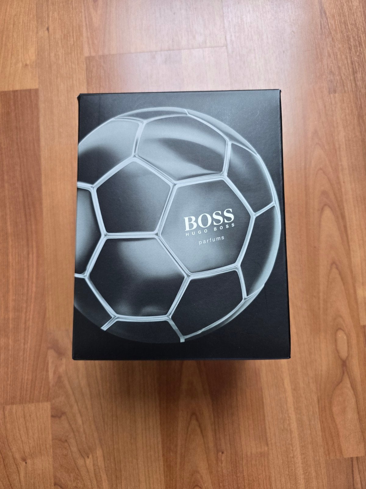 Nieuwe Hugo Boss Voetbal met Pomp in Doos, Ophalen of Verzenden, Nieuw, Bal