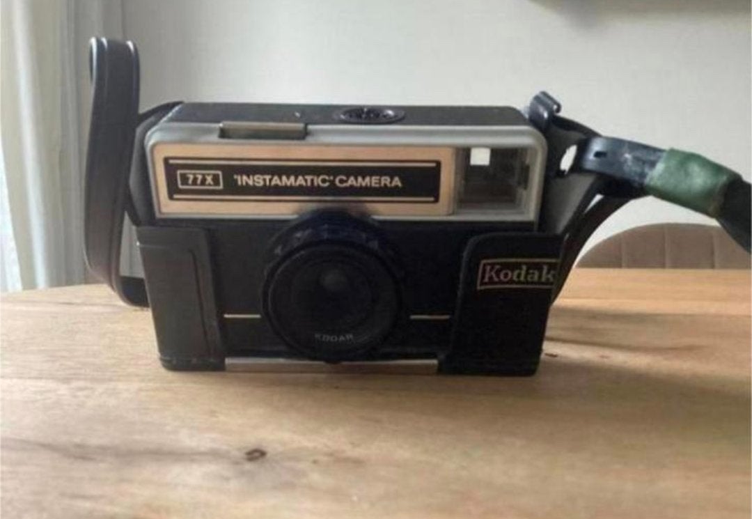 Kodak Instamatic 77X camera – Jaren ’70 – Met originele tas, Audio, Tv en Foto, Fotocamera's Analoog, Ophalen of Verzenden, Gebruikt