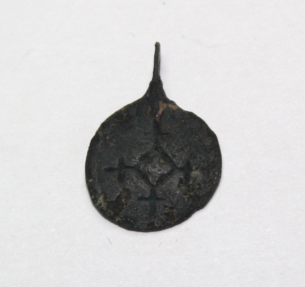 Bodemvondst middeleeuwse hanger met tempeliers kruis, Ophalen of Verzenden