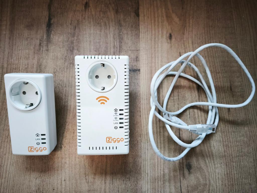 Ziggo Wifi Booster Set: PG-9073LG-ZG & PG-9072LG-ZG, Ophalen of Verzenden, Gebruikt, Ziggo WiFi versterker