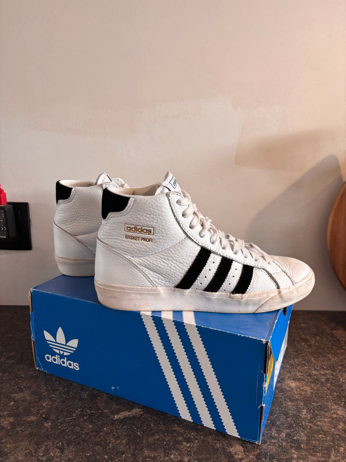 Adidas Basket Profi Sneakers - Maat 38, Ophalen of Verzenden, Gedragen, Wit, Sneakers of Gympen