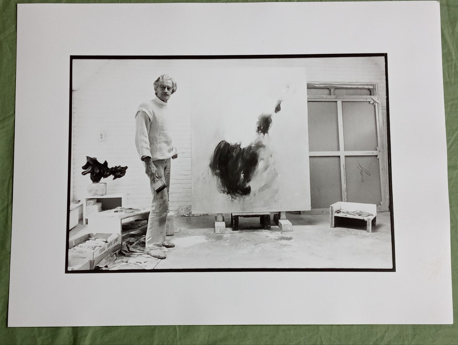 Eugène Brands portretfoto in Atelier -Nico Koster, Antiek en Kunst, Ophalen of Verzenden