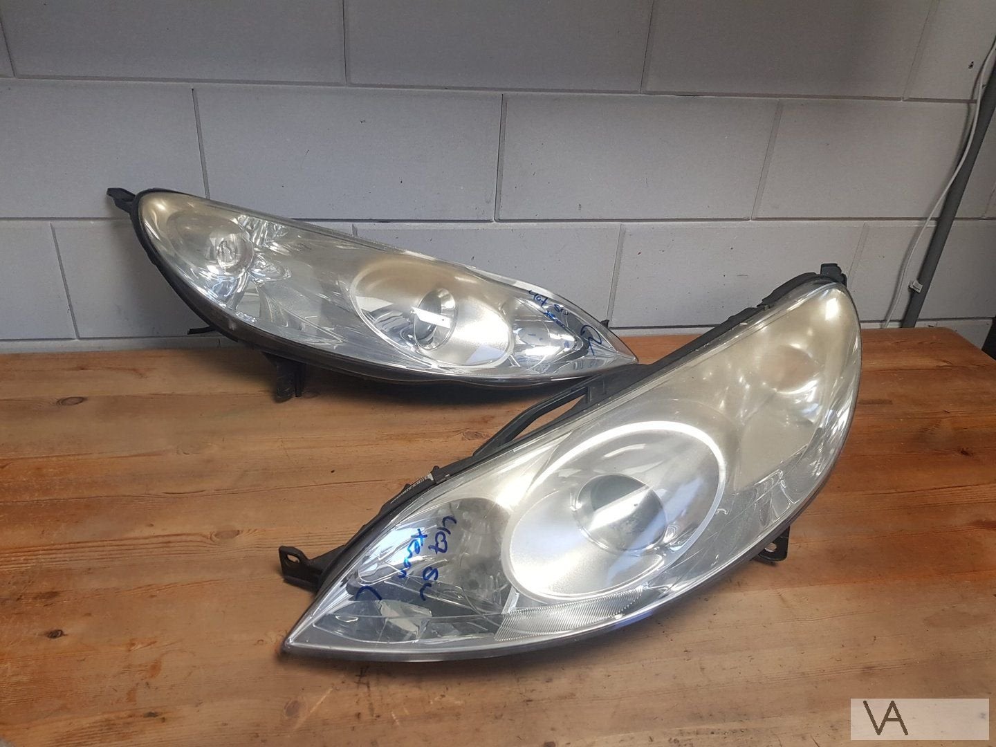 Peugeot 407 sedan / station 2004 - 2009 xenon koplamp €100, Gebruikt, -, -, Ophalen of Verzenden