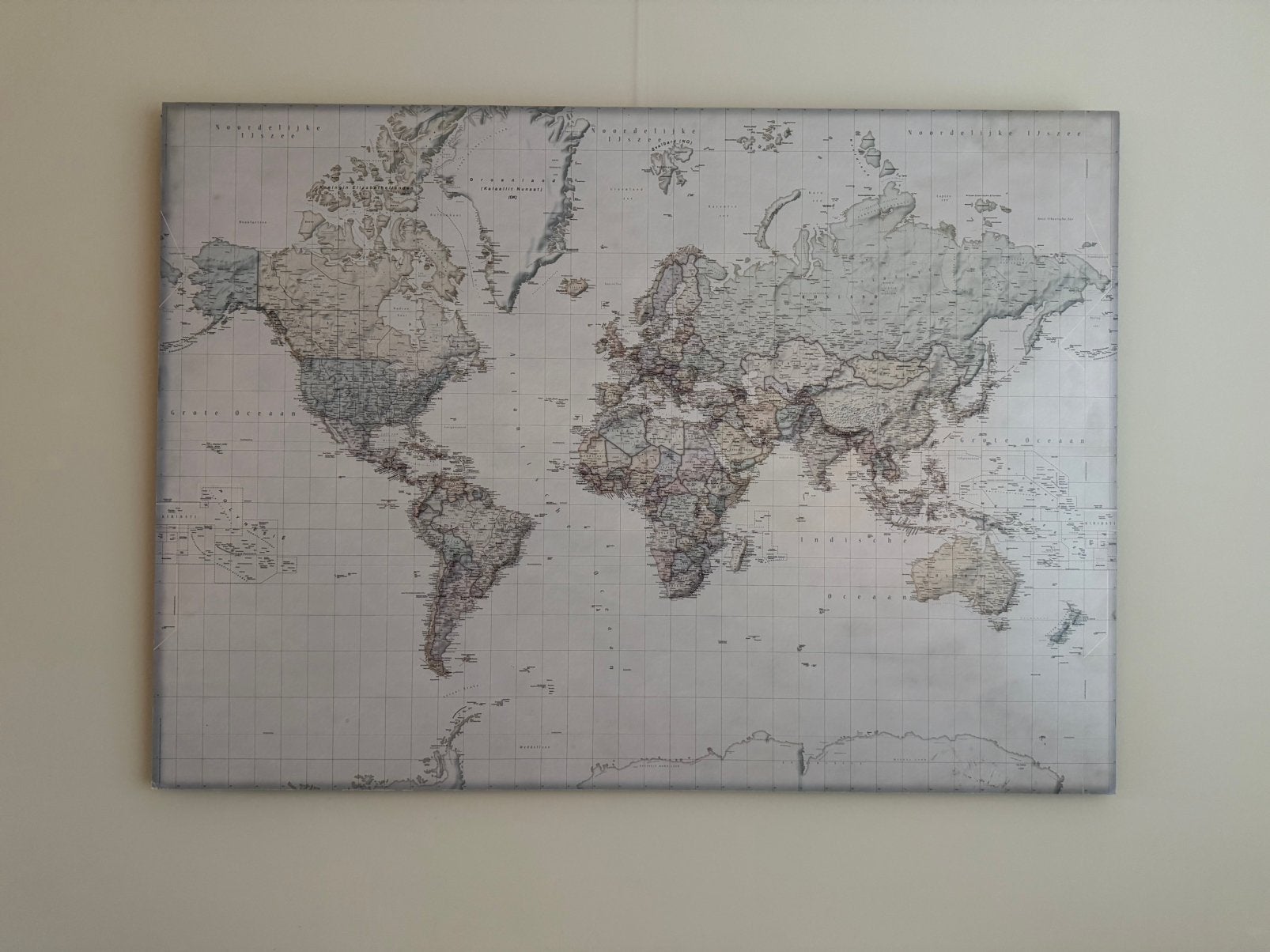 Wereldkaart - gratis op te halen, Antiek en Kunst, Ophalen, 100 cm, 140 cm