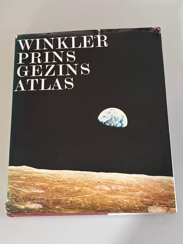 Winkler Prins Gezinsatlas, Gelezen, Overige atlassen, Diverse auteurs, Ophalen of Verzenden