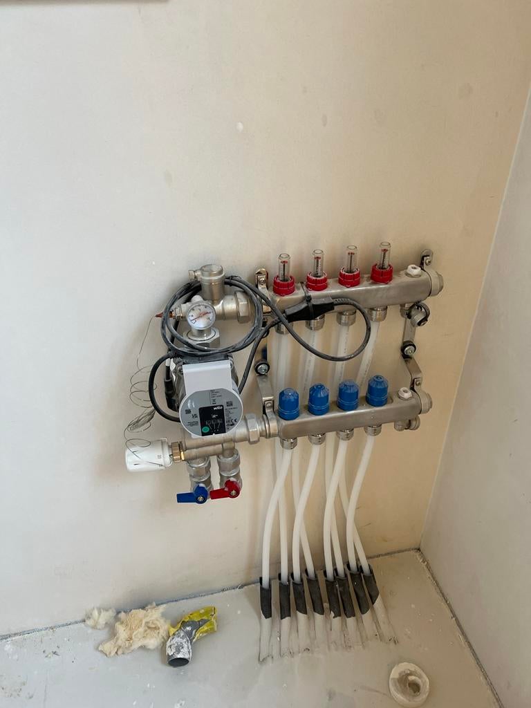 Vloerverwarming doorspoelen,aanleggen,reparatie 0685743493, Doe-het-zelf en Verbouw, Verwarming en Radiatoren, 30 tot 80 cm, Gebruikt