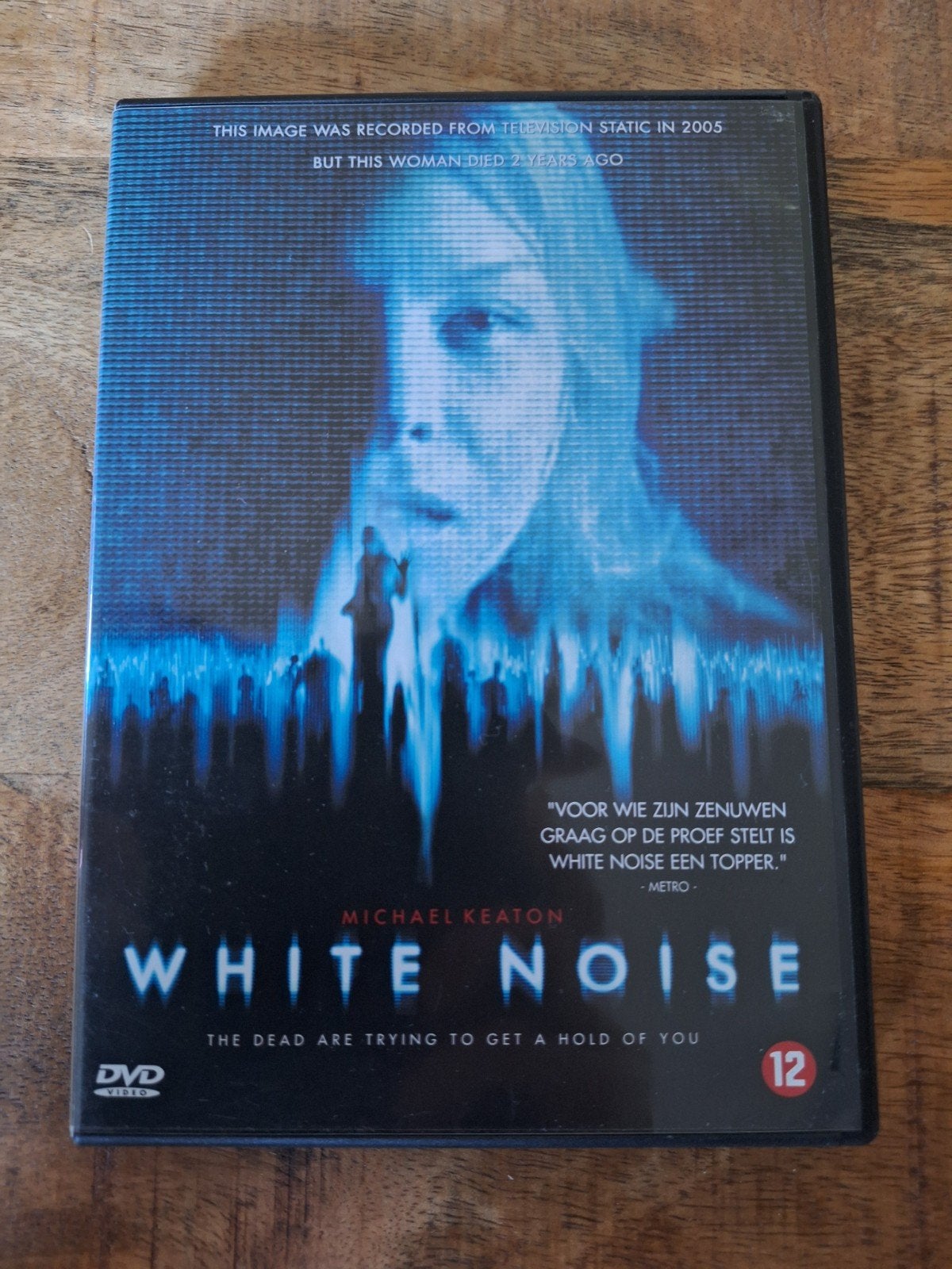 White noise, Vanaf 12 jaar, Ophalen of Verzenden, Zo goed als nieuw