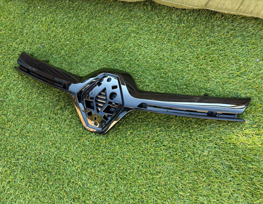 Renault Arkana grill, Ophalen of Verzenden, Nieuw, Renault, Bumper