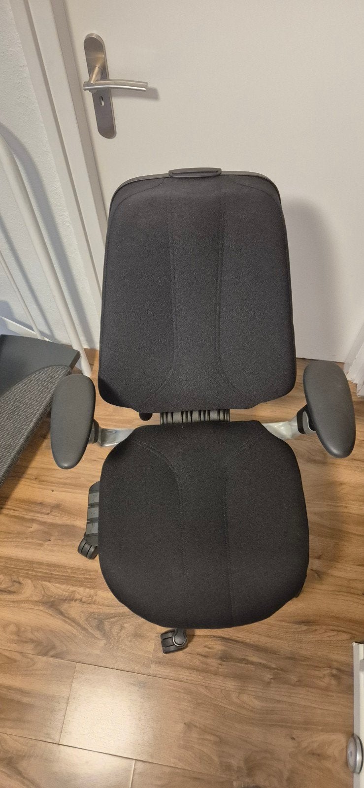 Foto 6 van Te koop: Luxe bureaustoel van een duur merk