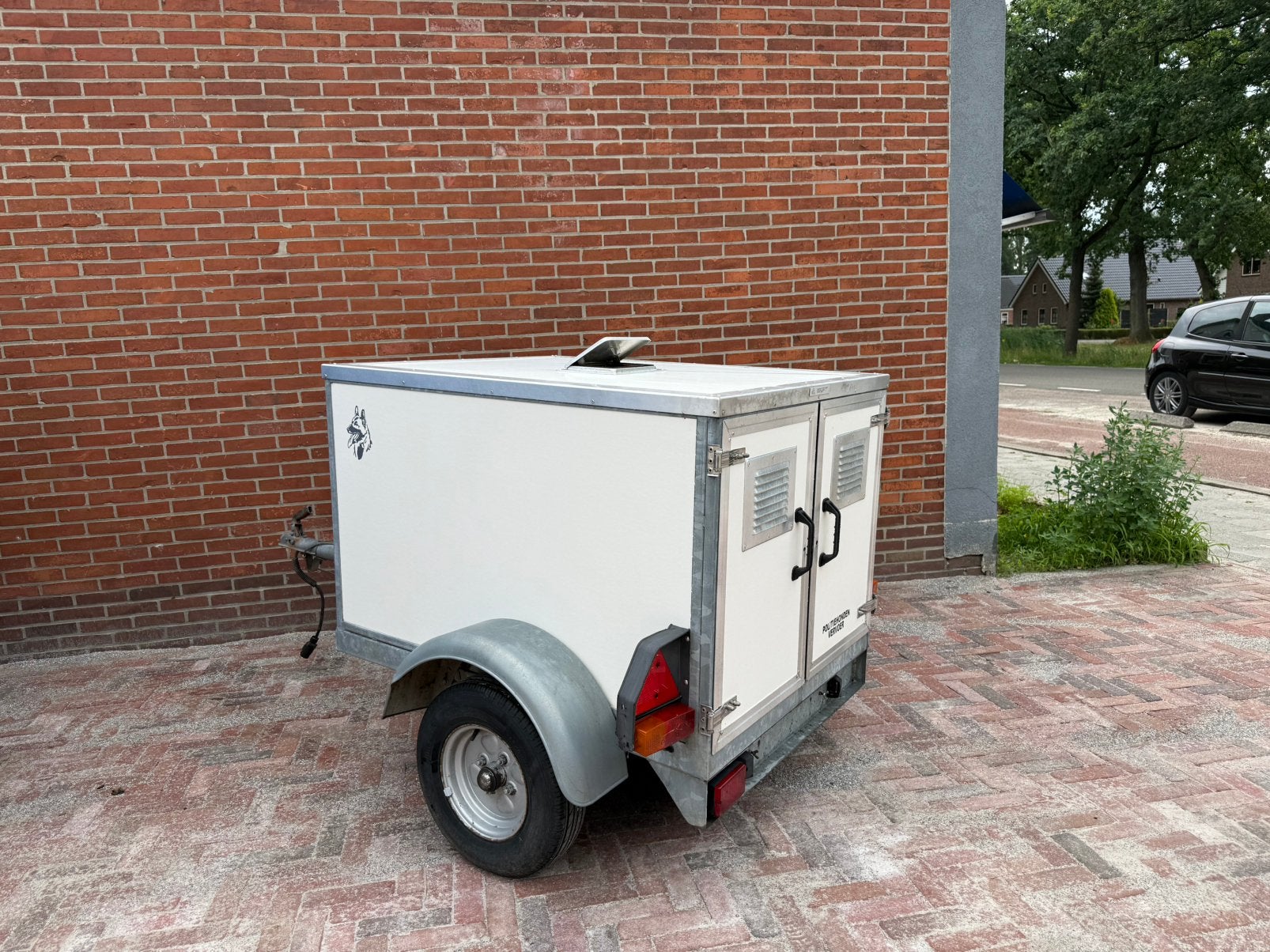 Nette Hondenaanhanger, Ophalen, ., Zo goed als nieuw, .