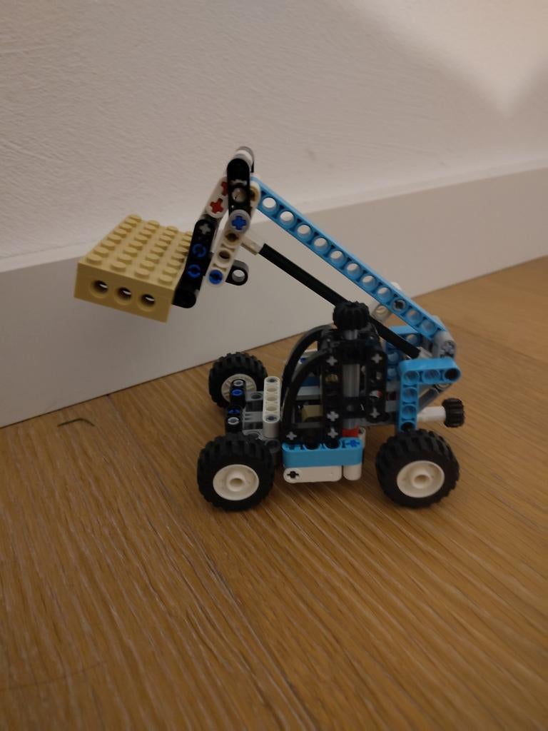 Lego Technic 42133 met doos, Compleet, Lego, Ophalen of Verzenden, Zo goed als nieuw