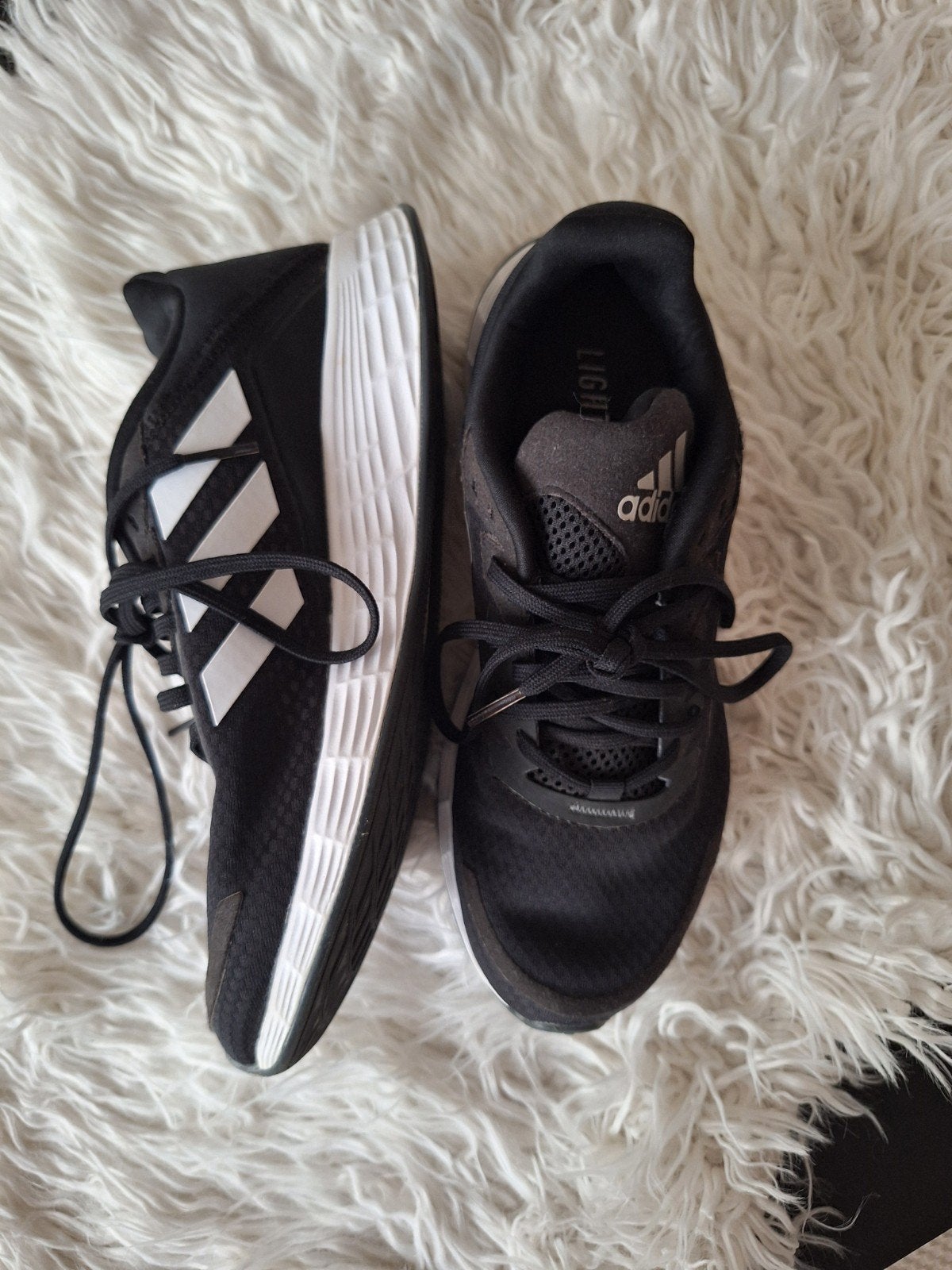 Adidas hardloopschoenen zwart - Maat 40, Adidas, Ophalen of Verzenden, Zo goed als nieuw, Sportschoenen