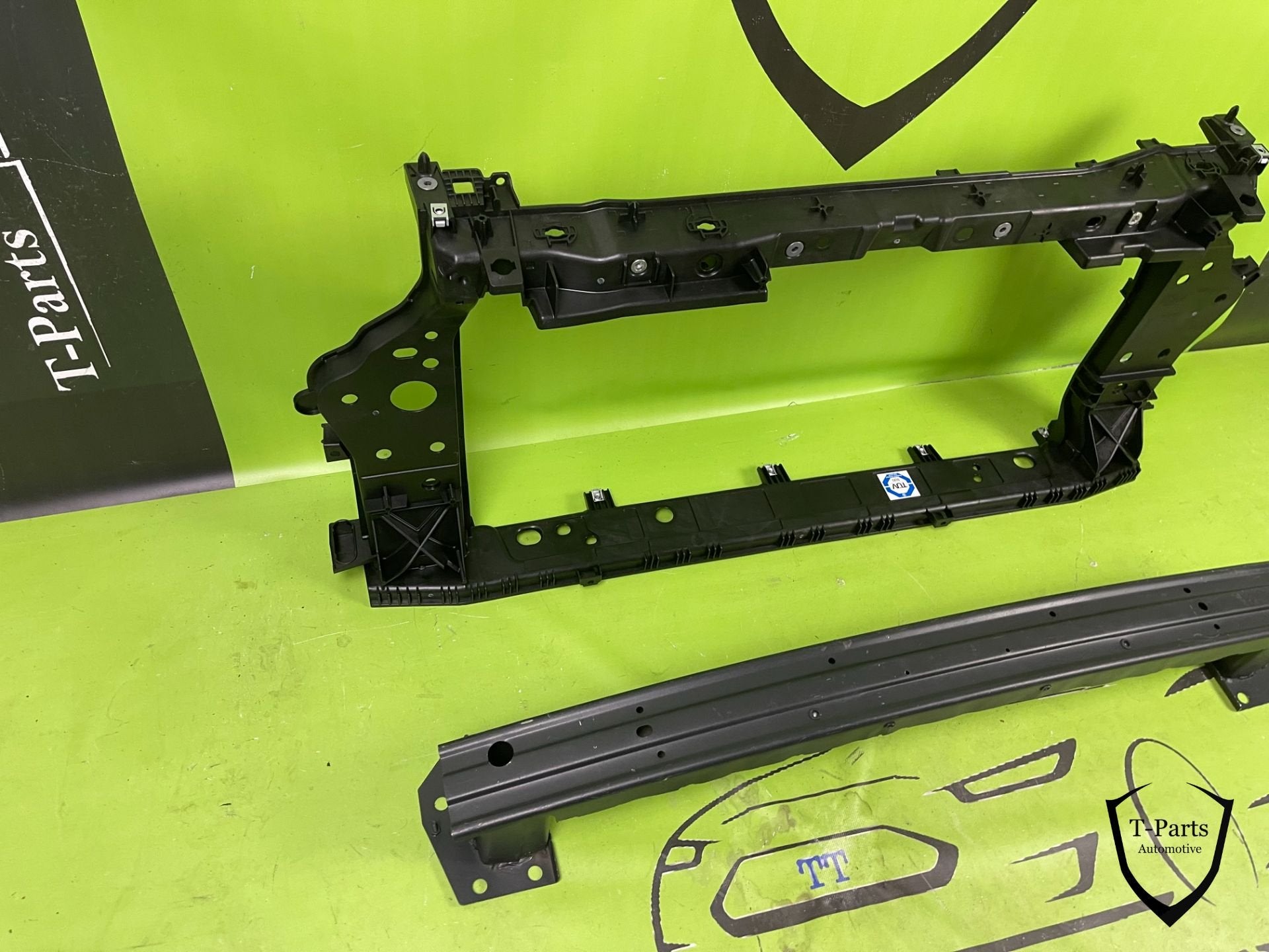 renault clio 5 bumper balk voorfront front 625000427R 752101, Renault Group, Contact.group@renault.com, Renault, Nieuw