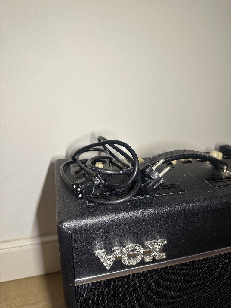 Foto 8 van VOX Valvetronix VT40+ gitaarversterker – 40W modeling amp