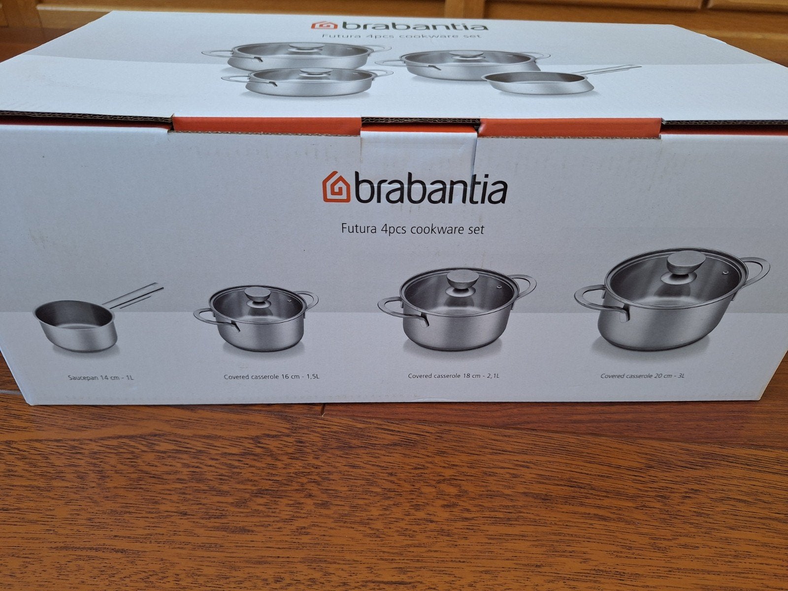 Brabantia Futura 4-delige pannenset - Nieuw in doos, Nieuw, Ophalen of Verzenden, Rvs, Geschikt voor inductie