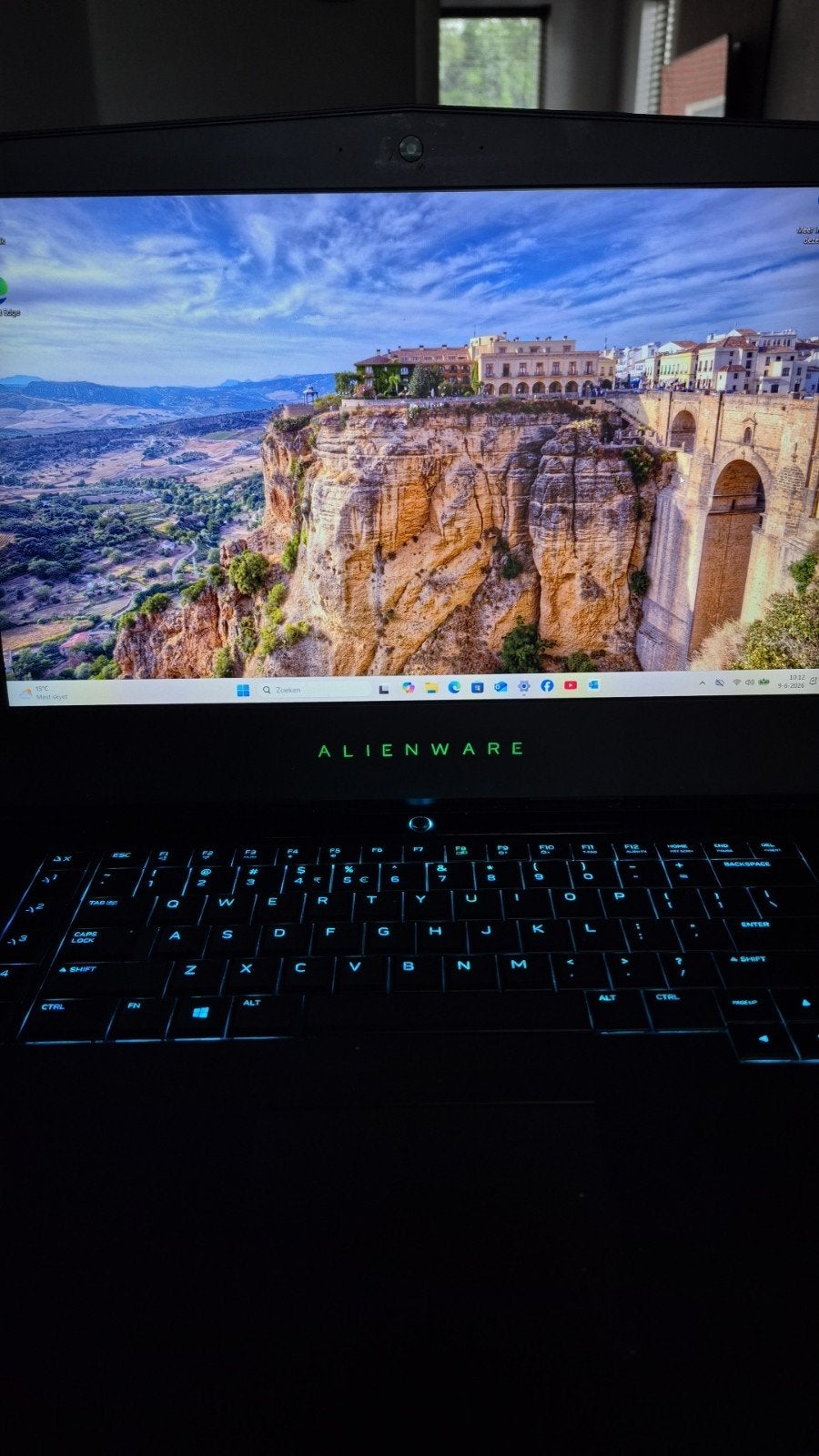 alienware 15 R 8th generatie, Ophalen of Verzenden, Zo goed als nieuw, 15 inch, 2 tot 3 Ghz