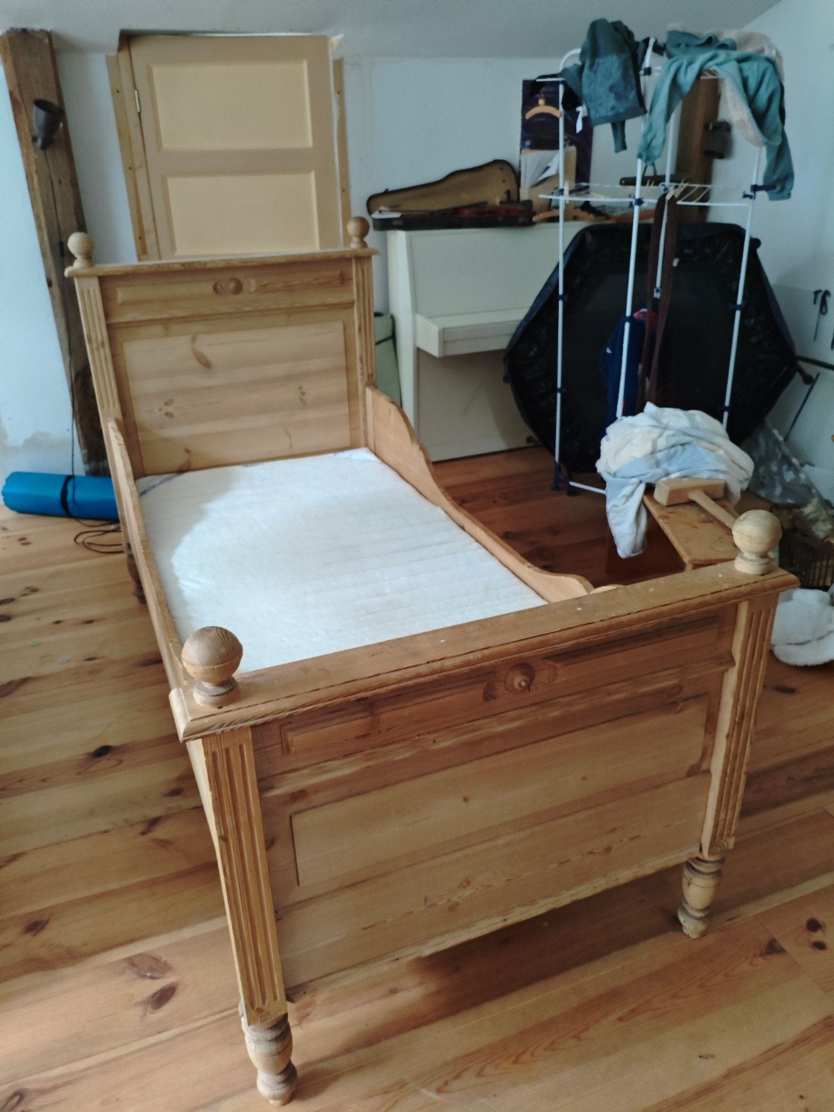 ouderwets grenen houten bed, Ophalen