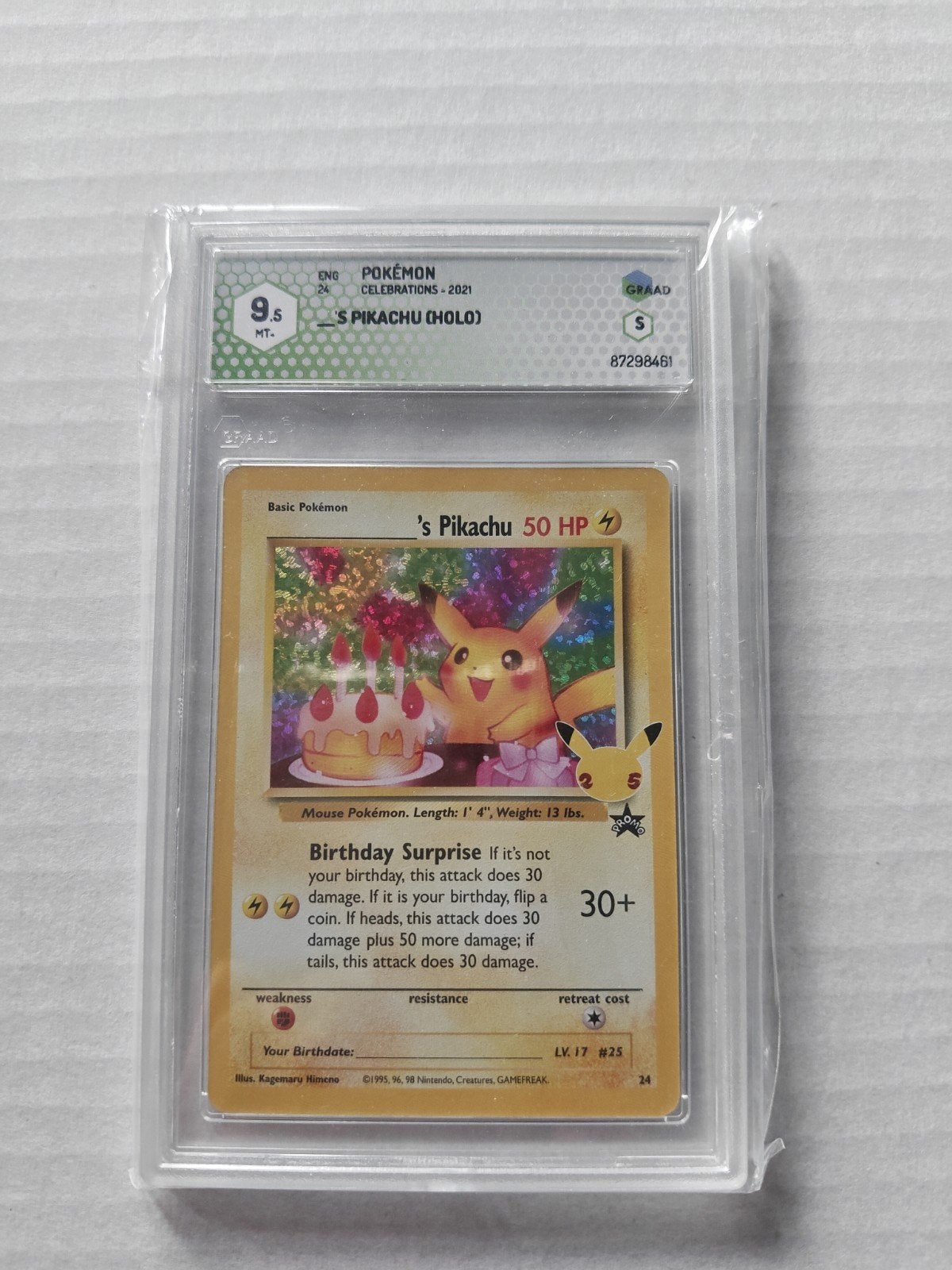 Pikachu Celebrations 2021 Graad 9.5 Pokémon Kaart, Ophalen of Verzenden, Zo goed als nieuw, Losse kaart