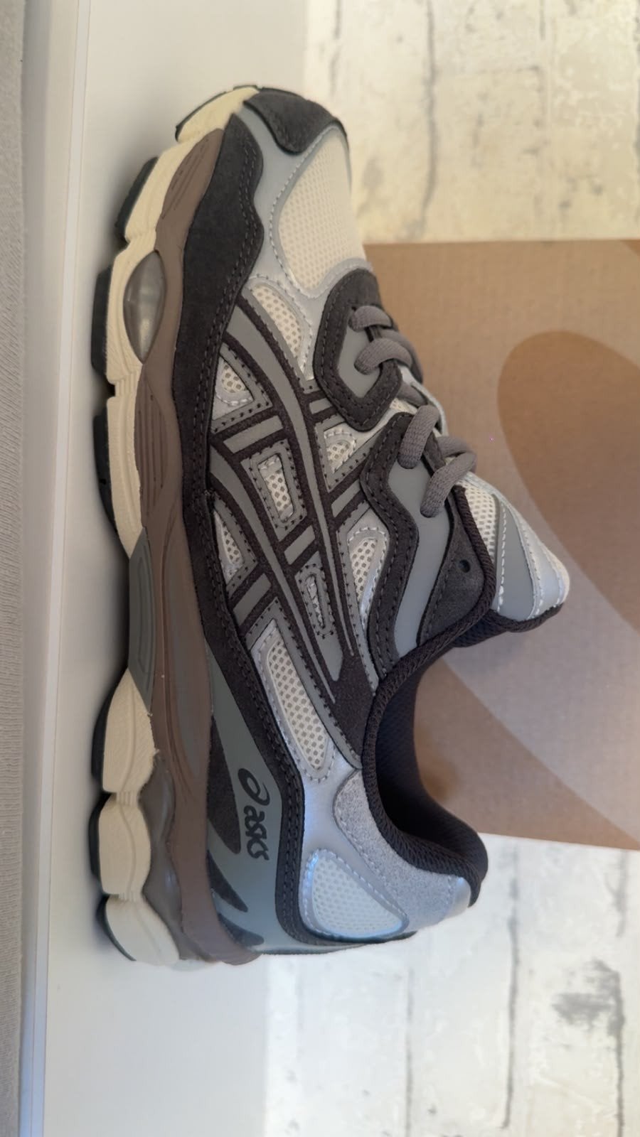 Asics sneakers maat 41,5 - vallen kleiner, Overige kleuren, Nieuw, Ophalen of Verzenden, Sneakers of Gympen
