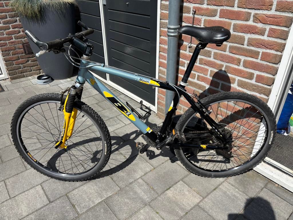 B one mountainbike 26 inch, Ophalen, Zo goed als nieuw, Overige merken