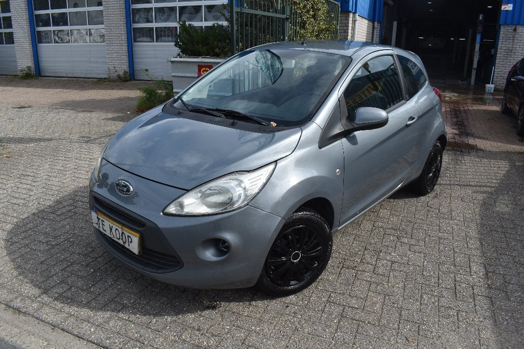 Ford Ka 1.2 51KW 2010 Grijs  NIEUWE APK KEURING, Auto's, Voorwielaandrijving, 1242 cc, 4 cilinders, 4 stoelen