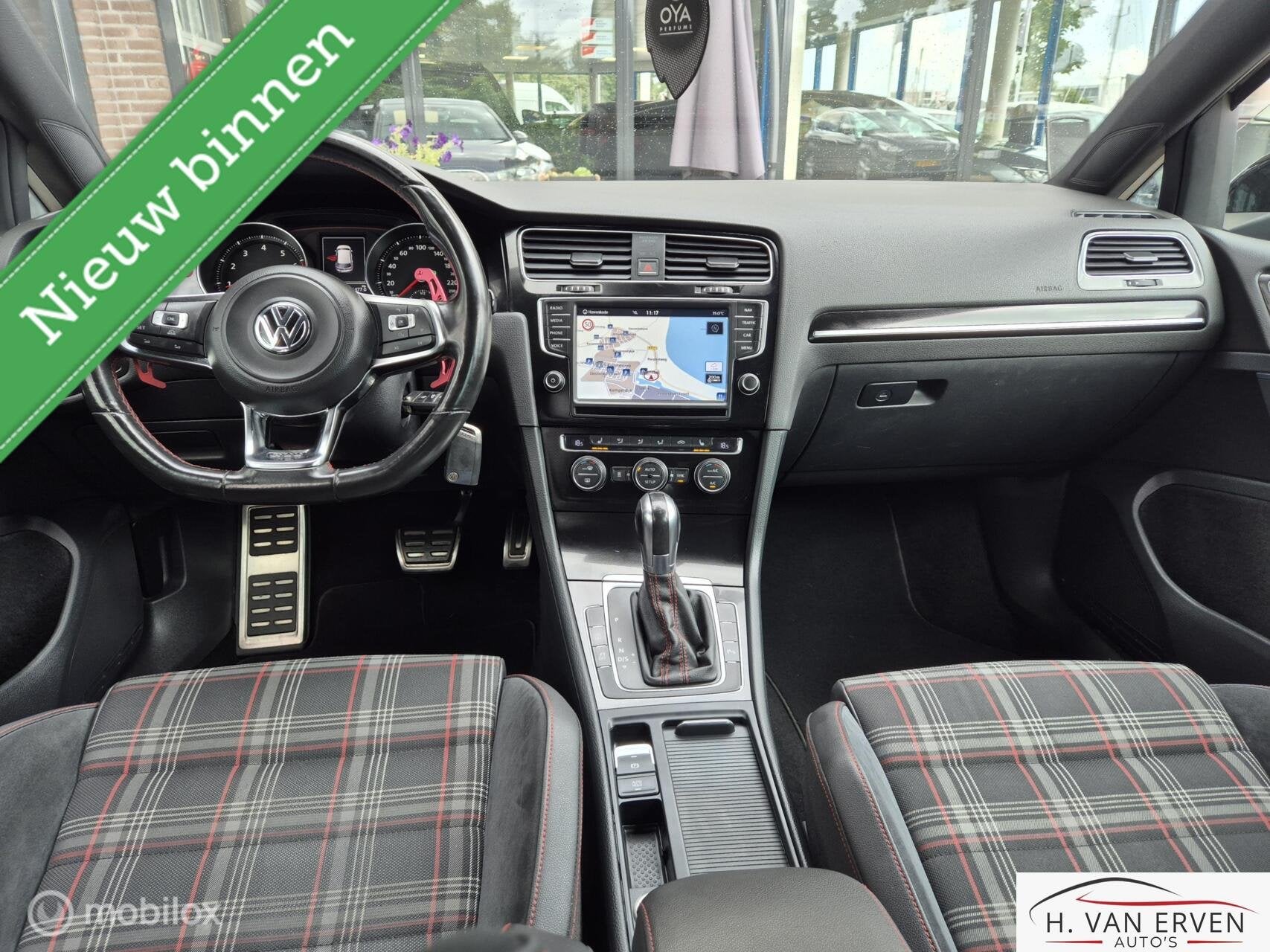 Volkswagen Golf 2.0 TSI GTI Performance 230PK 19" CAMERA, Auto's, Volkswagen, Euro 6, 4 cilinders, 1984 cc, Zwart