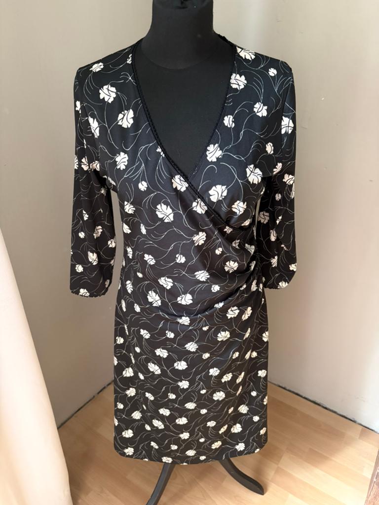 King Louie mooie jurk met bloemenprint mt L ZGAN, Kleding | Dames, Ophalen, Zo goed als nieuw, Maat 38/40 (M), Zwart