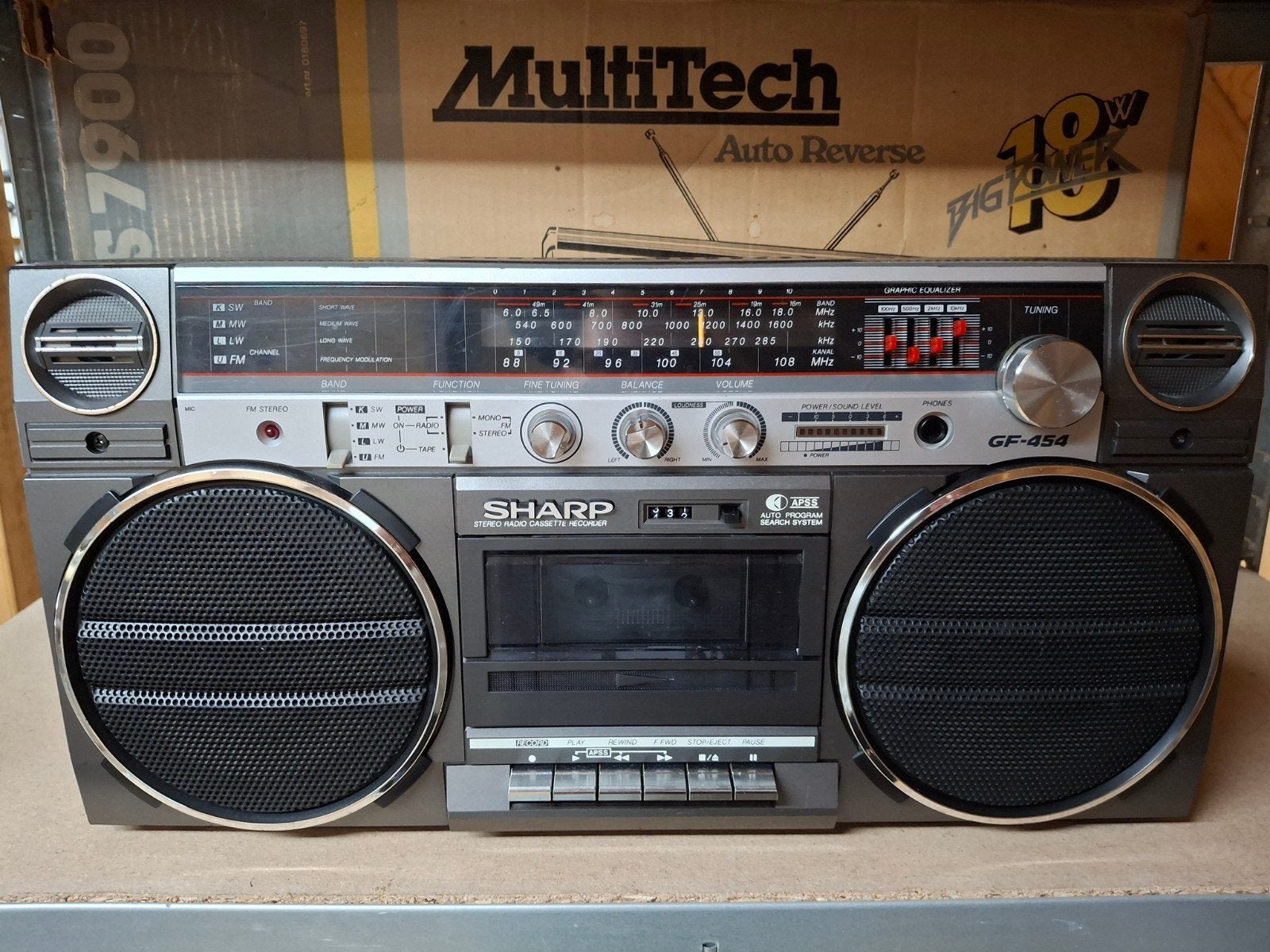 Vintage wereldontvanger Radio Cassette Spelers, Ophalen of Verzenden, Gebruikt, Radio, Met cd-speler