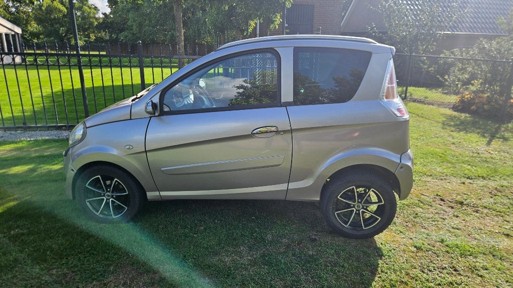Microcar MGO 2, Ophalen, Gebruikt, Ligier, 16 km/u of meer