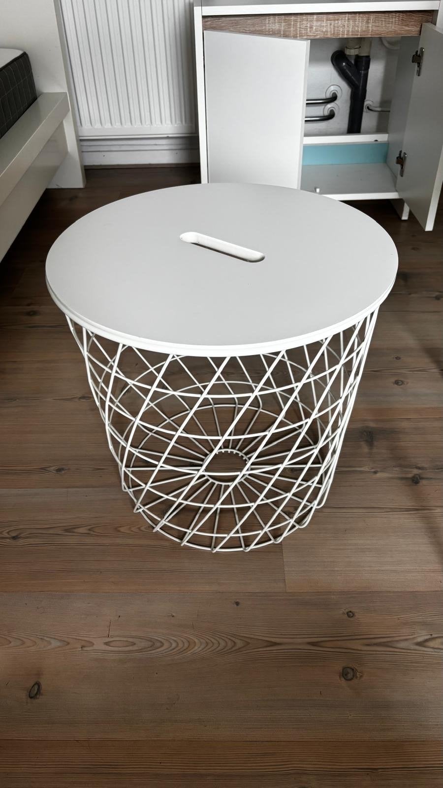 Witte metalen bijzettafel met houten blad, Huis en Inrichting, Tafels | Bijzettafels, Ophalen, Minder dan 45 cm, Minder dan 55 cm