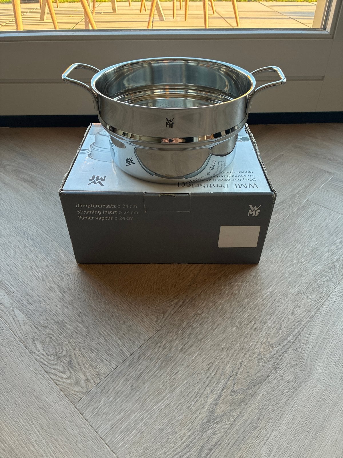 WMF ProfiSelect Stoominzet Ø 24 cm - Nieuw in doos, Ophalen of Verzenden, Nieuw, Rvs, Kookpan of Snelkookpan