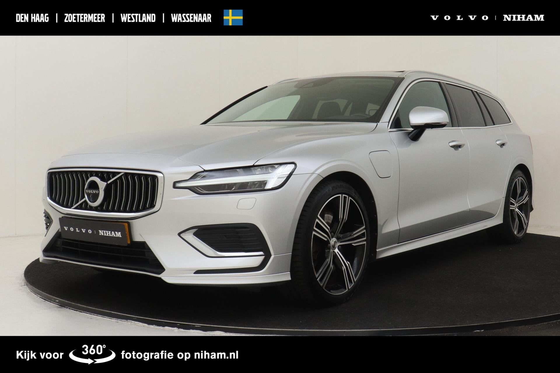 Volvo V60 T8 RECHARGE AWD INSCRIPTION -PANO.DAK|HARMAN/KARDO