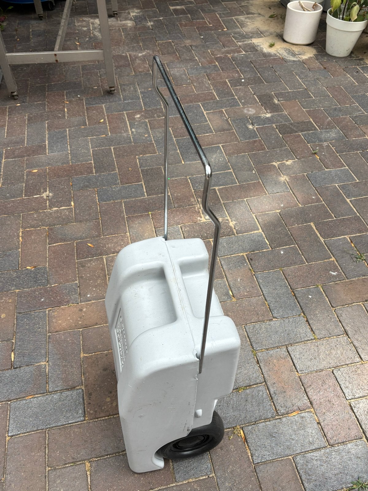 Fiamma Grijswater Roltank 23L met wieltjes en beugel, Caravans en Kamperen, Caravan accessoires, Ophalen of Verzenden, Zo goed als nieuw