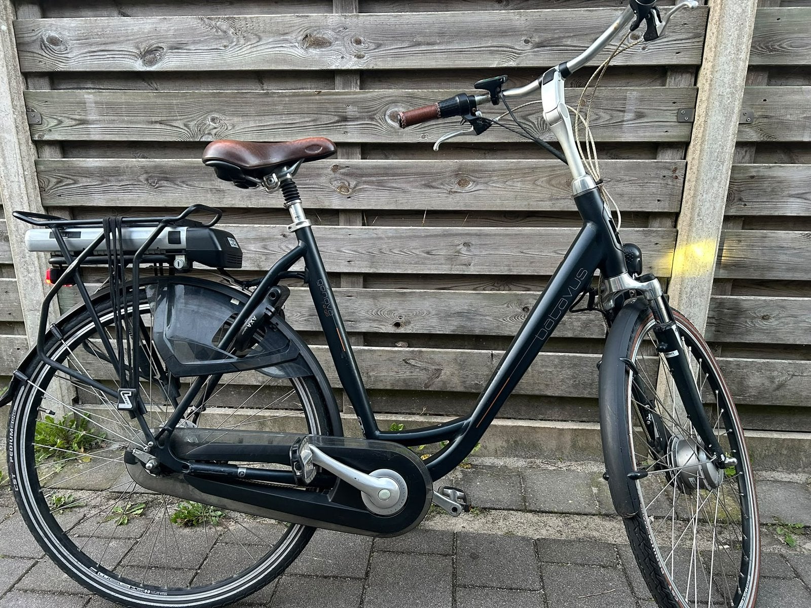Batavus Genova e go elektrische fiets blauw sportief, Ophalen, Zo goed als nieuw, Batavus