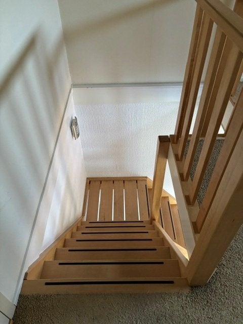 Houten trap met kwartslag links | hoogte 250-255 cm, Doe-het-zelf en Verbouw, Ophalen, Gebruikt, Trap, 2 tot 4 meter
