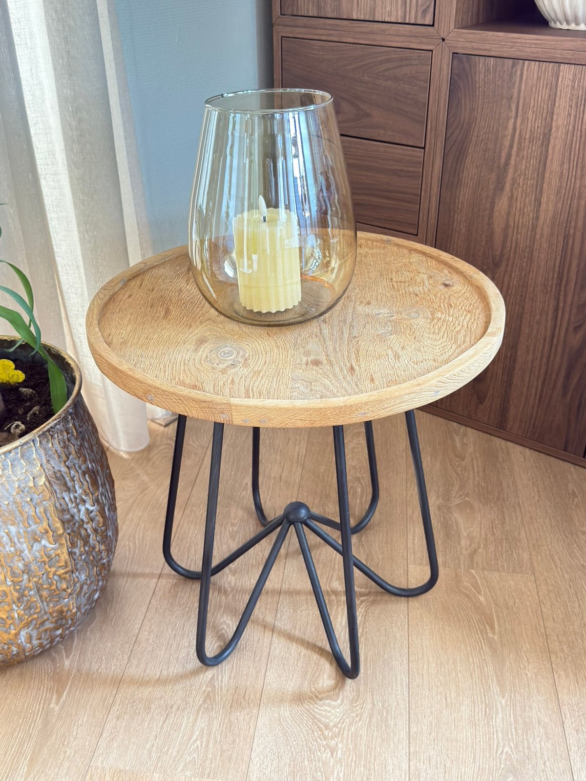 Bijzettafel Rivièra Maison rond eiken blad -  35 Euro, Huis en Inrichting, Overige materialen, Minder dan 55 cm, Gebruikt, Industrieel modern