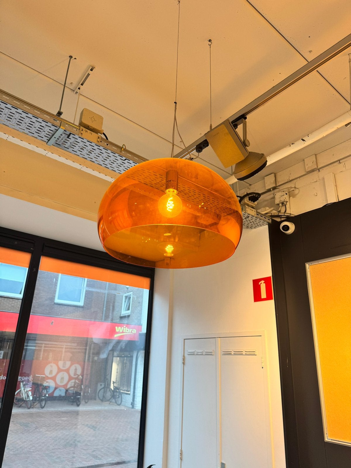 Oranje hanglampen, Huis en Inrichting, Lampen | Hanglampen, Ophalen, Zo goed als nieuw, Kunststof, 50 tot 75 cm