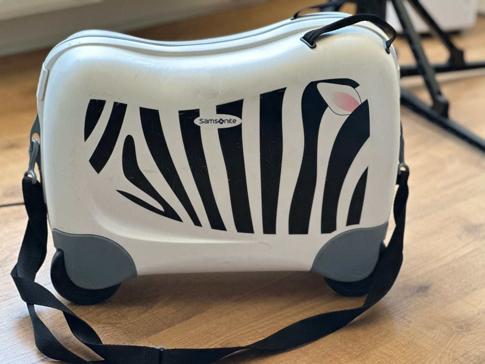Samsonite kinderkoffer zebra, Sieraden, Tassen en Uiterlijk, Koffers, Zo goed als nieuw, Hard kunststof, 50 tot 60 cm, 35 tot 45 cm