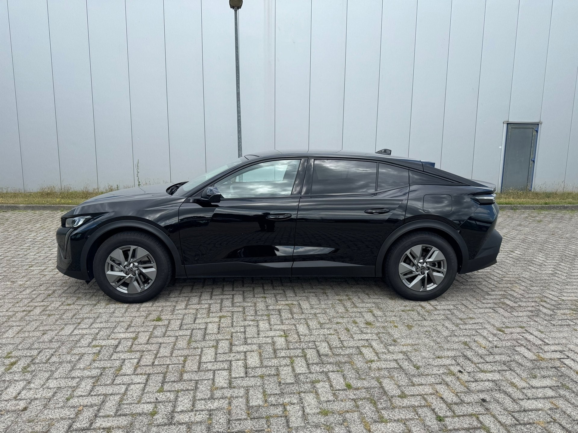 Peugeot 408 1.6 HYbrid Allure 180 EAT8 Automaat,, Gebruikt, Euro 6, 4 cilinders, 150 pk