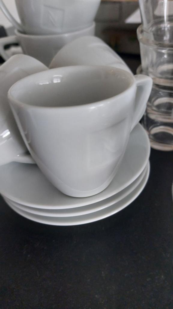 Nespresso kopjes en espresso cupjes, Ophalen of Verzenden, Glas, Overige stijlen, Kop(pen) en/of Schotel(s)