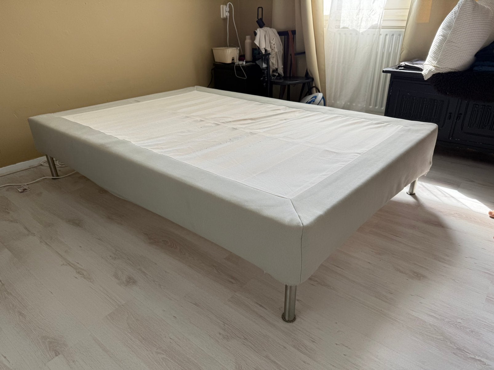 Ikea bed beige, Ophalen, Beige, 140 cm, Zo goed als nieuw