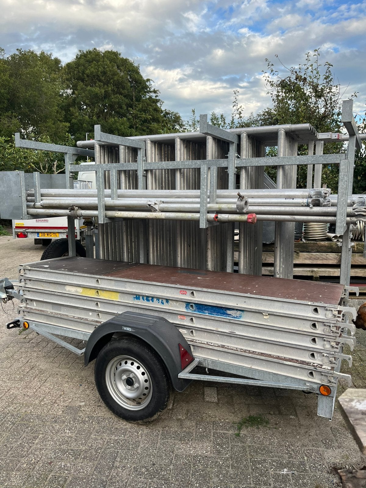 Altrex rolsteiger 5200 serie met aanhanger, Doe-het-zelf en Verbouw, Ophalen, Zo goed als nieuw, Rolsteiger of Kamersteiger, 5 meter of hoger