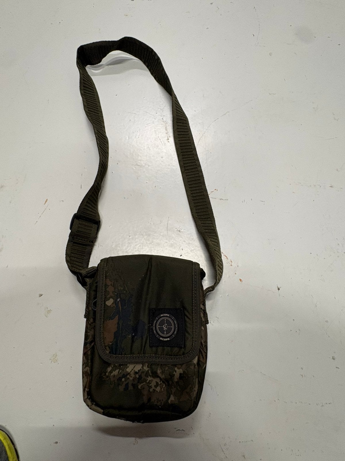 Nash scope security pouch camo, Ophalen, Nieuw, Complete set