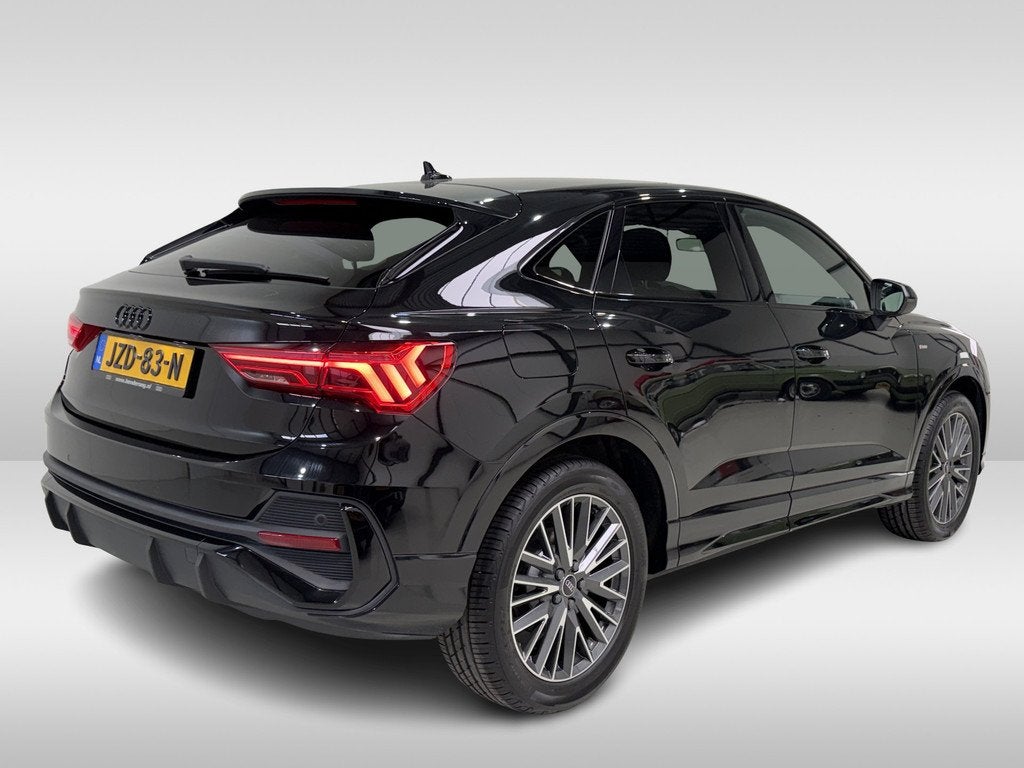 Audi Q3 Sportback 35 TFSI 150pk S-Edition S-line | Trekhaak, Voorwielaandrijving, Euro 6, 4 cilinders, 150 pk